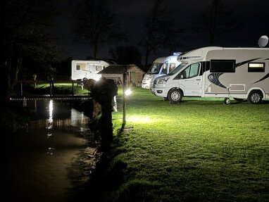 Abends und Morgens Beleuchtet