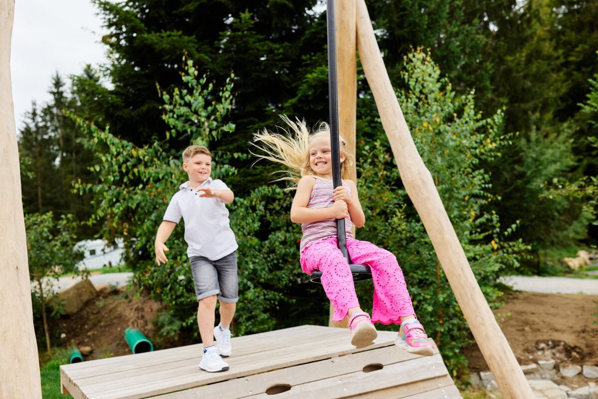 Spielplatz Zipline