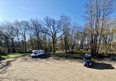 Wohnmobilstellplatz Schwerin im Frühling