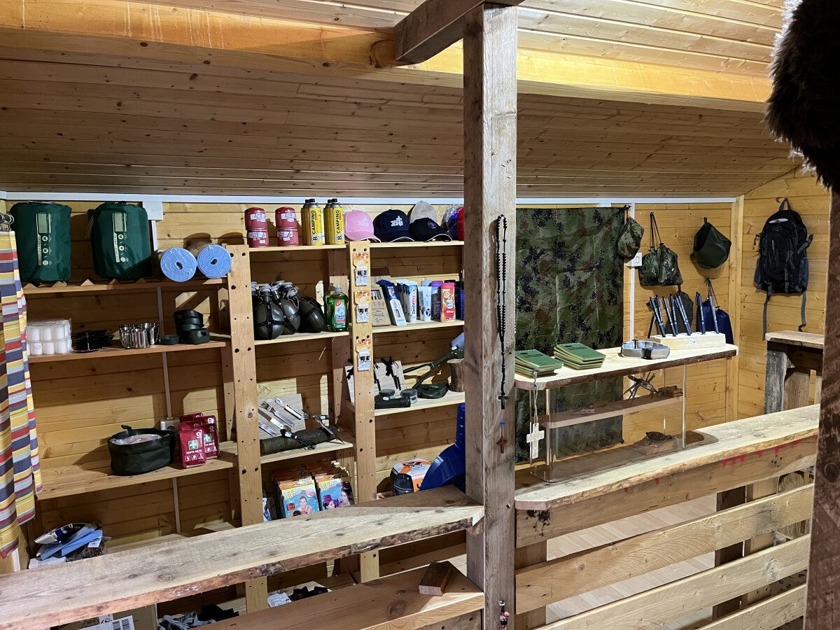 Shop 3.jpg