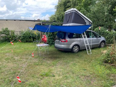 Stellplatz auf der anderen Seite