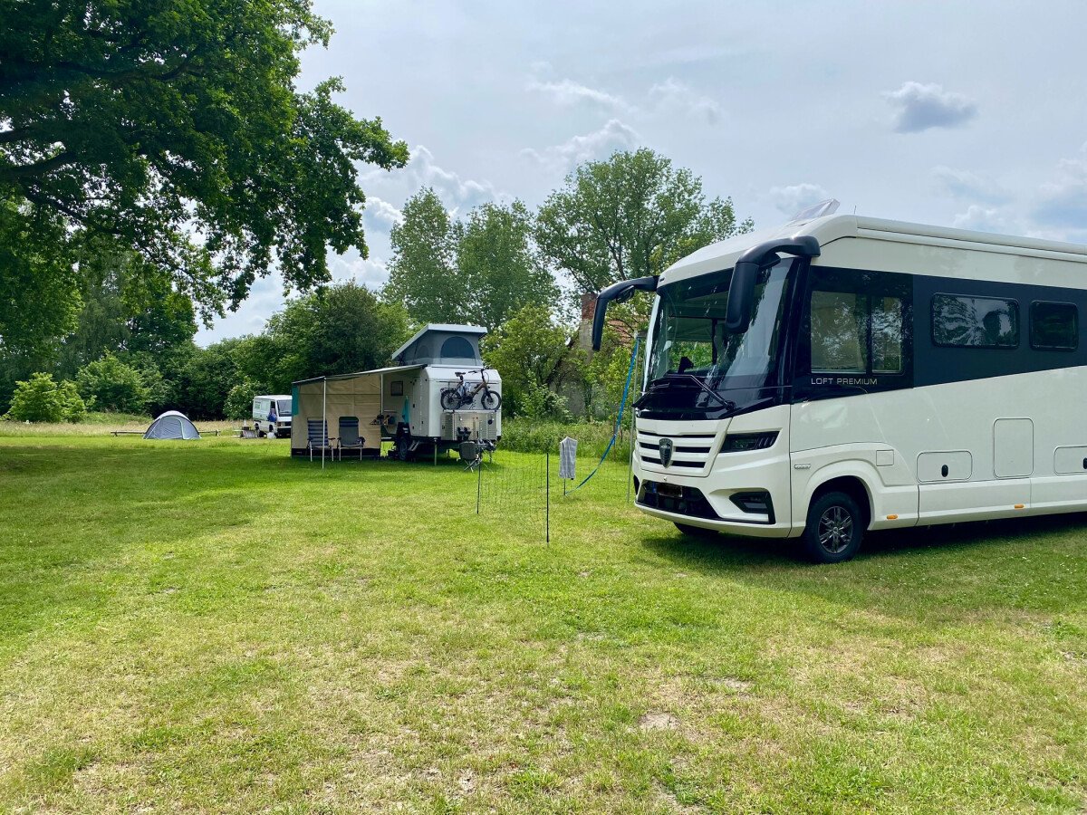 Camp-ausgebucht.jpg