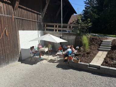 Extra Sitzgruppe überdacht