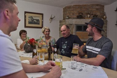Uriges Kaminstüberl