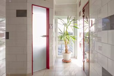 Camping-Paradies-Gruener-Jaeger---Innenansicht-des-Sanitaergebaeudes---eingang-9721ee29-9552-4034-b211-47a547cf60f2