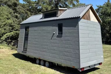 Camping-Paradies-Gruener-Jaeger-Tiny-House-Laura-Mietunterkunft-0e3c97cc-4744-49fb-b33d-1235f14a5f7a