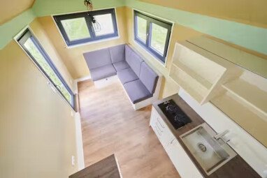 Camping-Paradies-Gruener-Jaeger-Inneneinrichtung-der-Tiny-House-Laura-Mietunterkunft-63a9d35f-baf8-450c-a831-6a6e360c843f