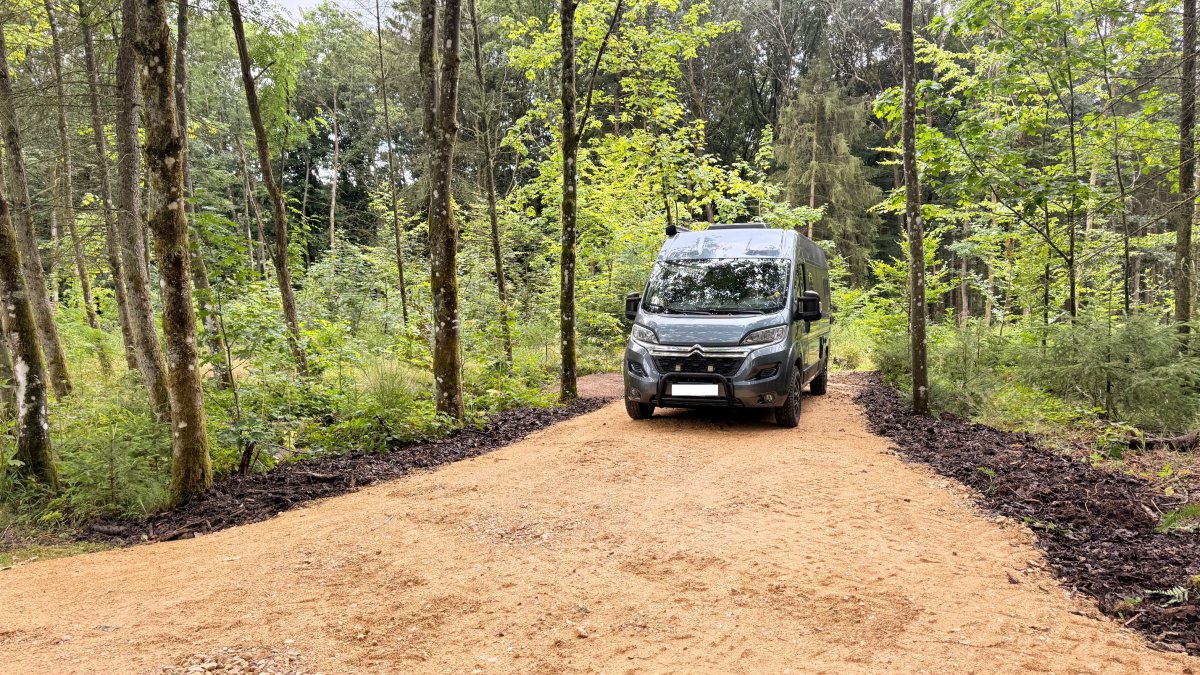 IMG_9867 Nummernschild verdeckt.jpg