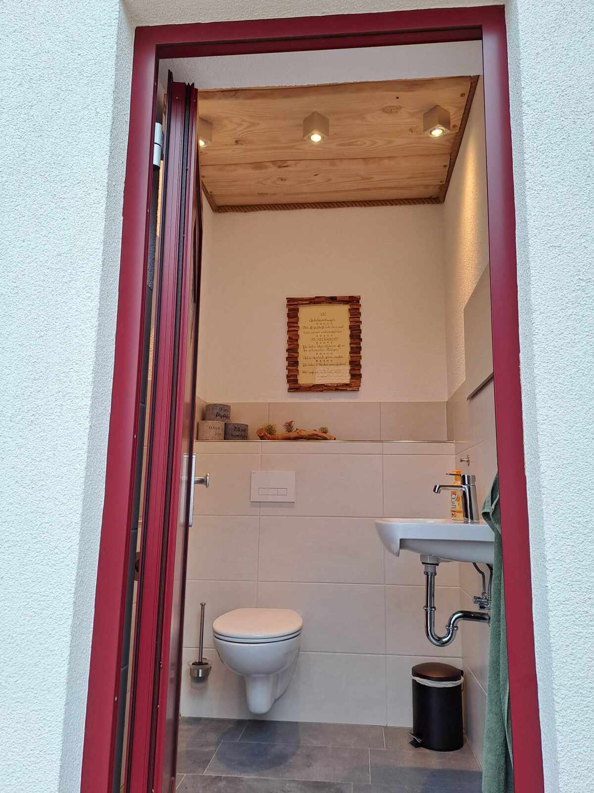 Außen - WC 2026.jpg