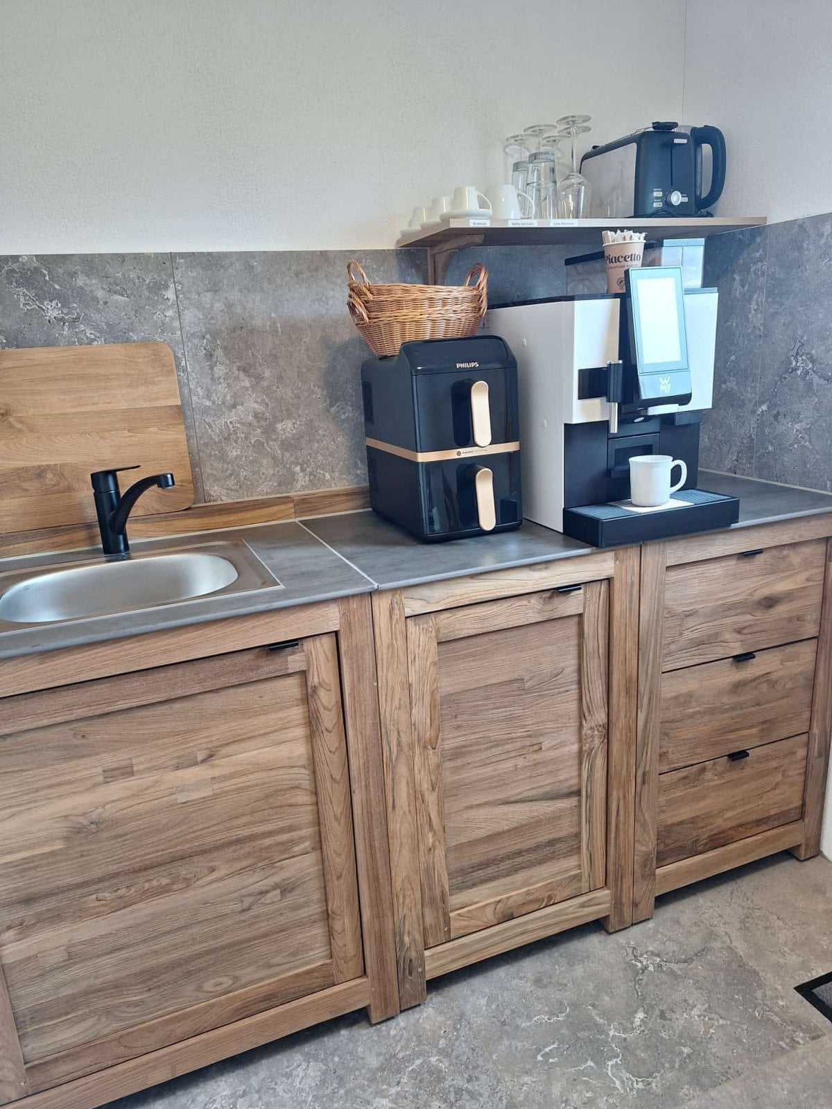 WhatsApp Image 2026-04-01 at 23.16.29.jpeg