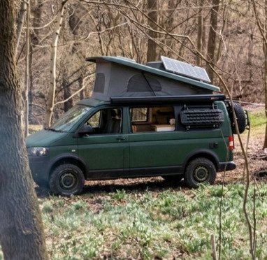 Stellplatz für Vans und Dachzelte 