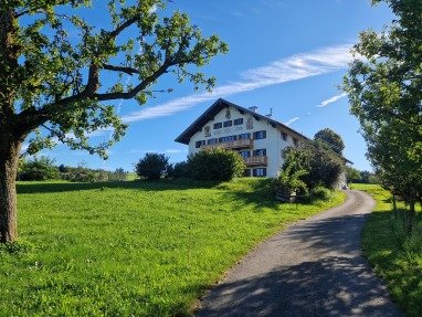 Stellplatz Johannisbeergarten – Wohnmobilstellplatz in Irschenberg