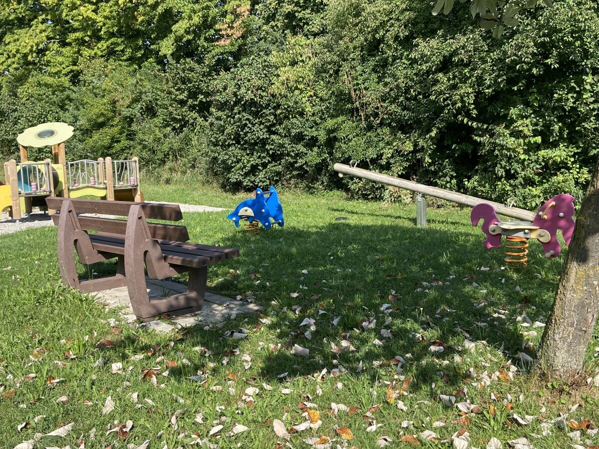 Spielplatz für kleine Kinder.jpg