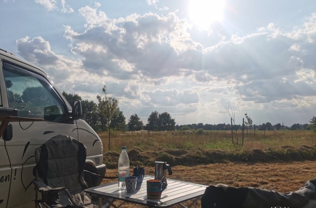 camping-wiese-1.jpg