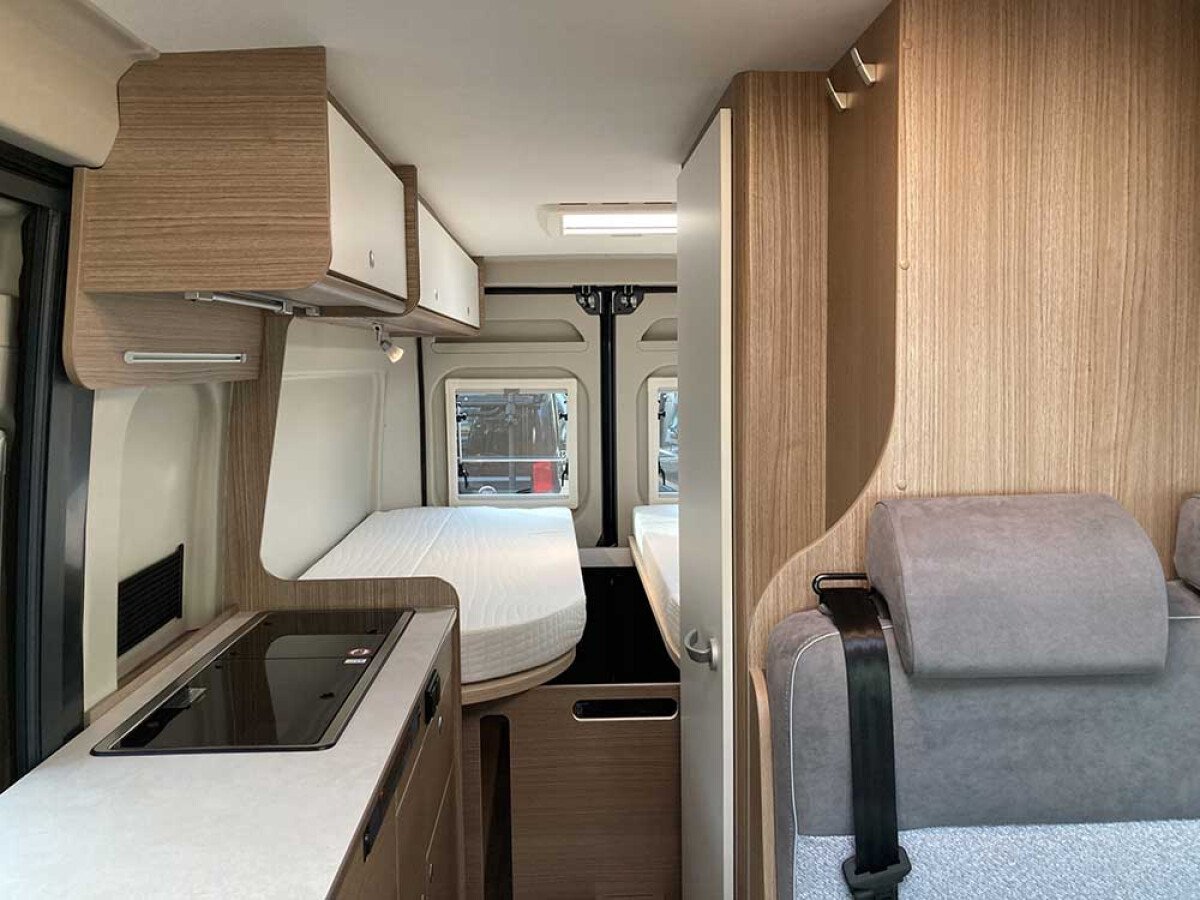 1680175764_Wohnmobil_Carado_Clever_Plus_mieten_3