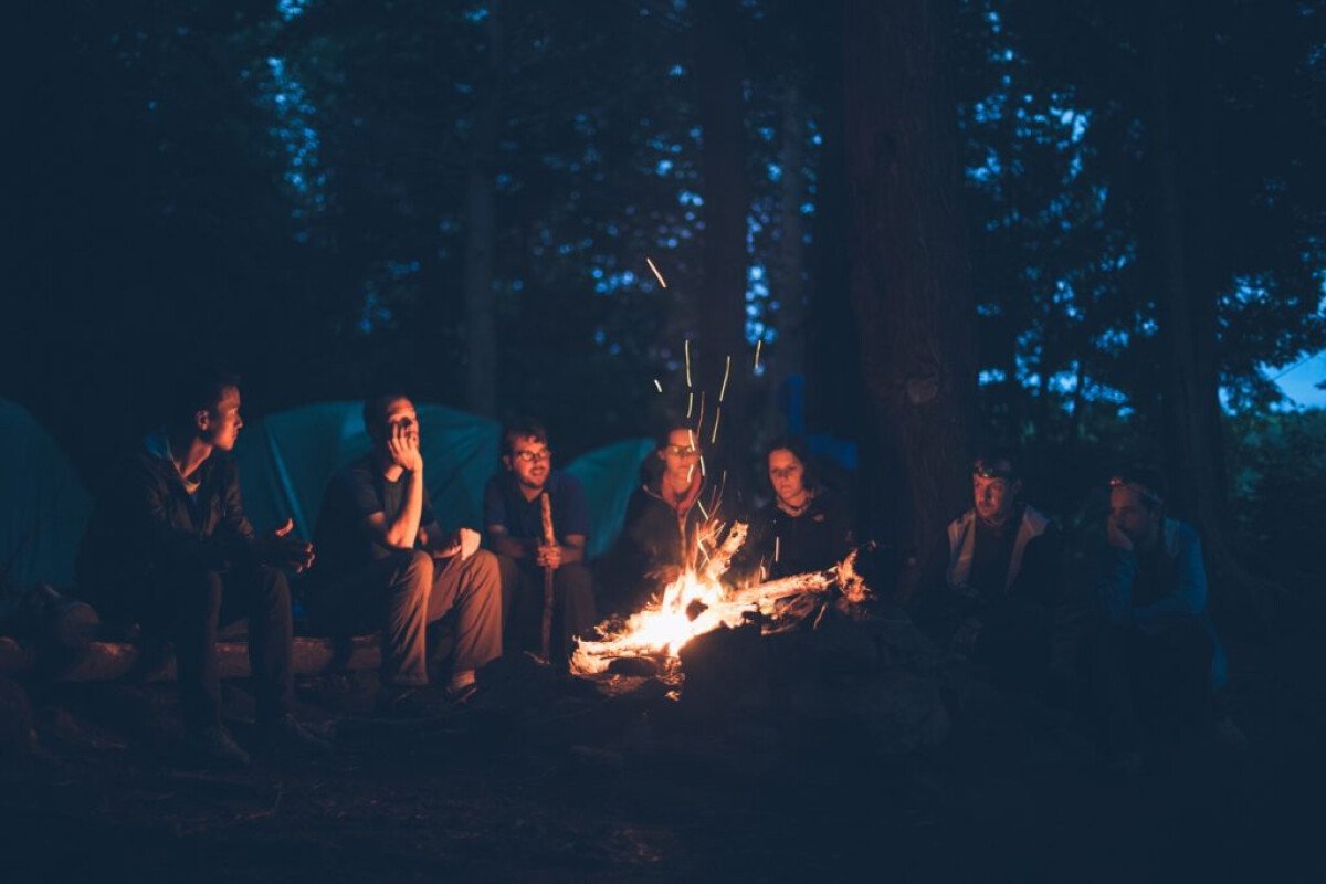1683198254_bonfire-1867275_1920-1024x683