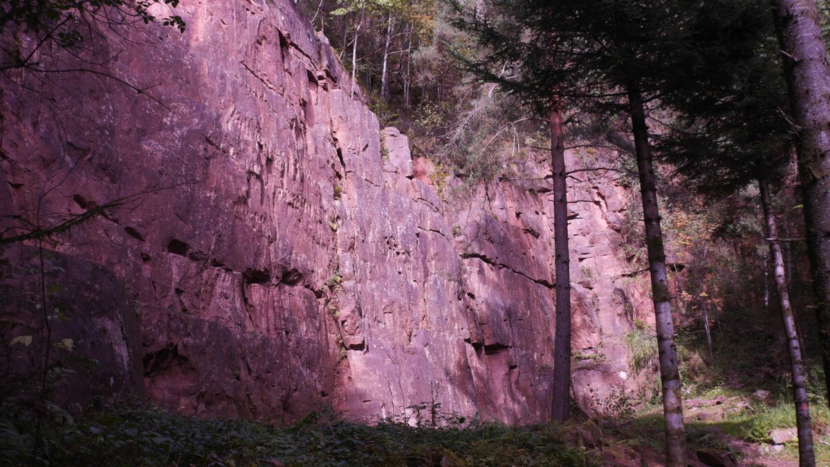 1683198258_Kletterfelsen