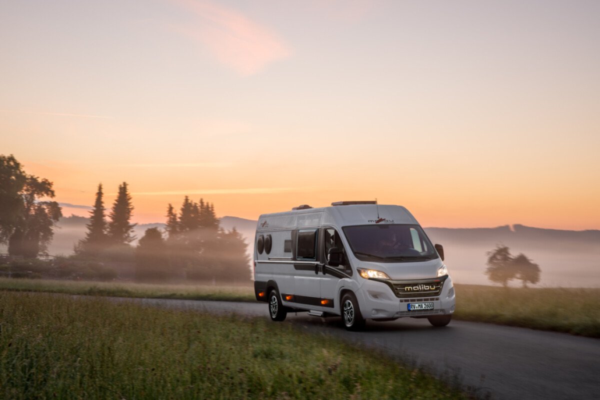 malibu-van-640-le-coup-wohnmobil-mieten-alpacacamping